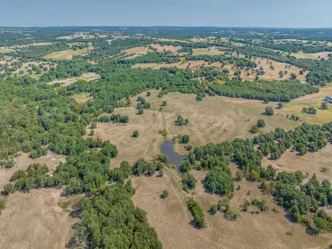 868 Nored Rd, Forestburg, TX 76239