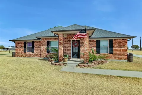 229 Harvey Ln, Decatur, TX 76234