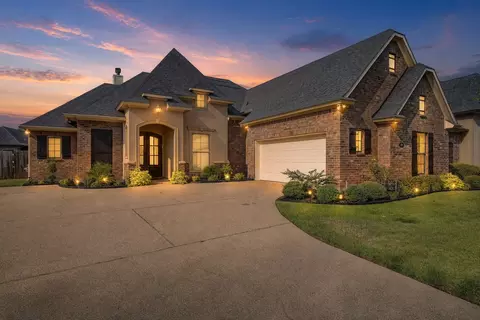 1208 Pontchartrain Ct, Bossier City, LA 71111