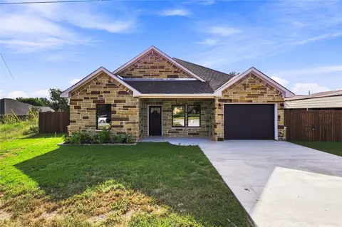 2515 Coyote Trl, Granbury, TX 76048