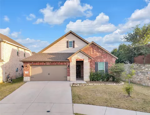 7337 Howling Coyote Ln, Fort Worth, TX 76131