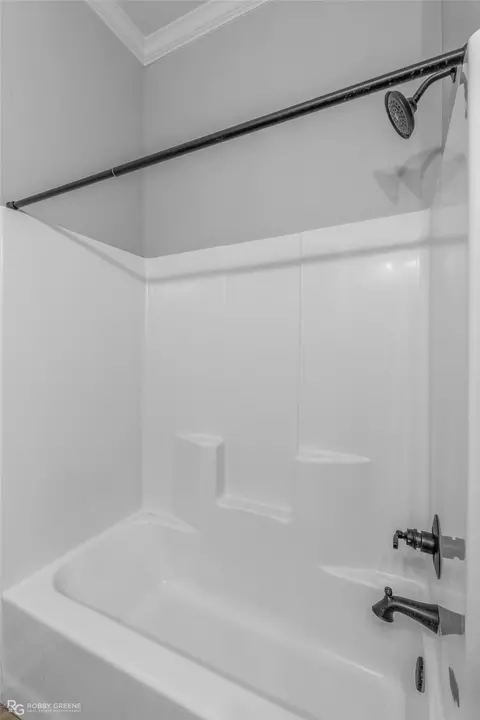 Bath - 163 Sitka Loop, Haughton, LA 71037 photo 4 of 5