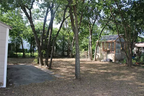 Exterior - 3712 Leland Ave, Waco, TX 76708 photo 2 of 3