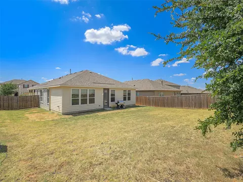 2600 Wheeler Ave, Aubrey, TX 76227