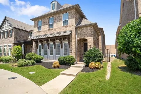 8091 Sunflower Ln, Dallas, TX 75252