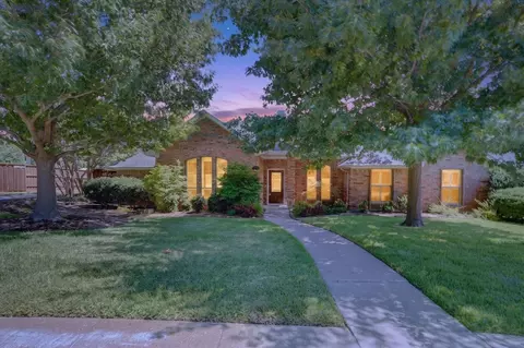 2132 Donna Dr, Plano, TX 75074