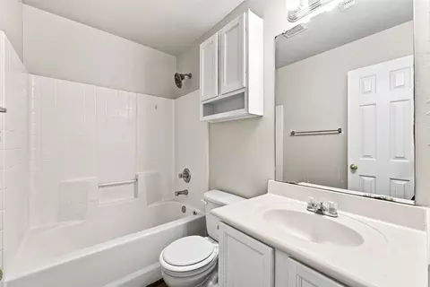 Bath - 4300 Larry Don Ln, Waco, TX 76708 photo 3 of 3