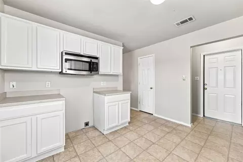 Entry Way - 4300 Larry Don Ln, Waco, TX 76708 photo 2 of 2
