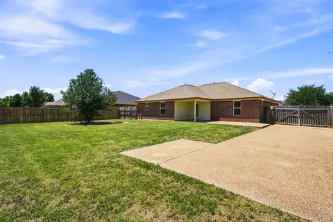 Exterior - 4300 Larry Don Ln, Waco, TX 76708 photo 2 of 2