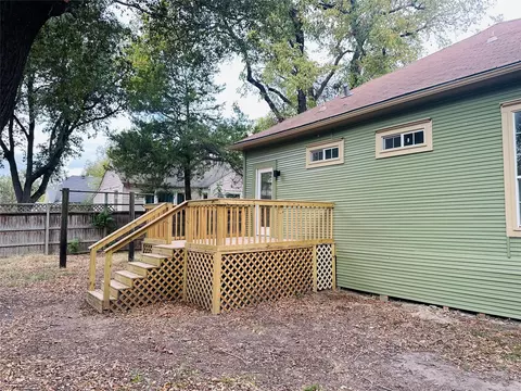 Exterior - 111 Pecan St, Terrell, TX 75160 photo 5 of 5