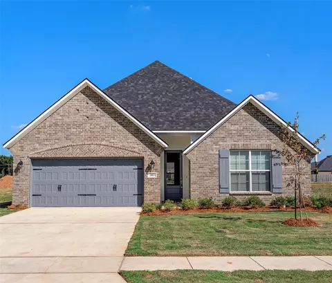 283 Ferry Lake Dr, Bossier City, LA 71111