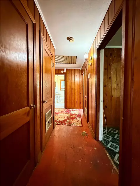 Entry Way - 316 Moore St, Springhill, LA 71075 photo 1 of 1