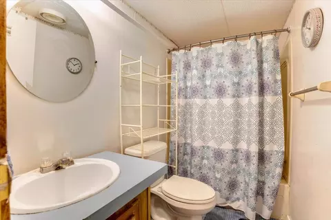 Bath - 3966 Fm 2210 E, Perrin, TX 76486 photo 1 of 6