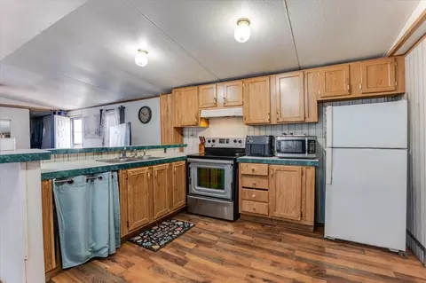 Kitchen - 3966 Fm 2210 E, Perrin, TX 76486 photo 1 of 3