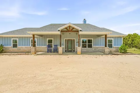 4305 Skyline Dr, Bluff Dale, TX 76433