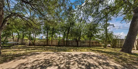 Exterior - 3230 Proctor Ave, Waco, TX 76708 photo 6 of 13