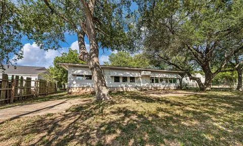 Exterior - 3230 Proctor Ave, Waco, TX 76708 photo 9 of 13