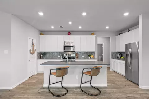 10101 Lakemont, Fort Worth, TX 76131