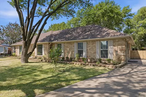 5709 Silver Lake Cir, Waco, TX 76710