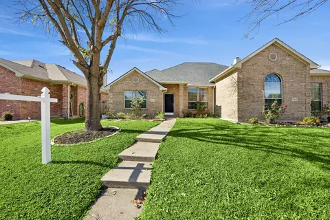 1747 Preston On The Lake Blvd, Little Elm, TX 75068