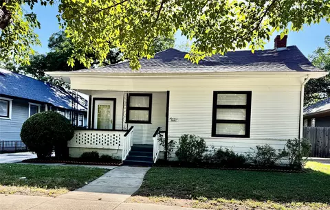1912 Hurley Ave, Fort Worth, TX 76110
