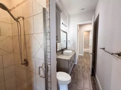 Bath - 3608 Ridge Point Dr, Argyle, TX 76226 photo 3 of 4