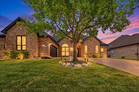 11029 Hawkins Home Blvd, Benbrook, TX 76126