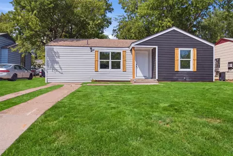 905 E Shaw St, Fort Worth, TX 76110