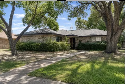 419 Dogwood Dr, Wylie, TX 75098