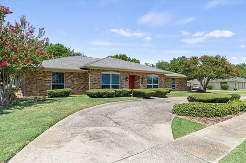 4001 Keele Dr, Garland, TX 75041