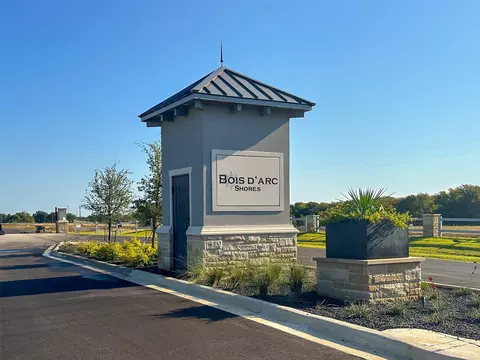 200 Shoreline Dr, Dodd City, TX 75438