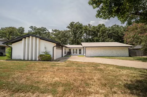 316 Woodcrest Cir, Sulphur Springs, TX 75482