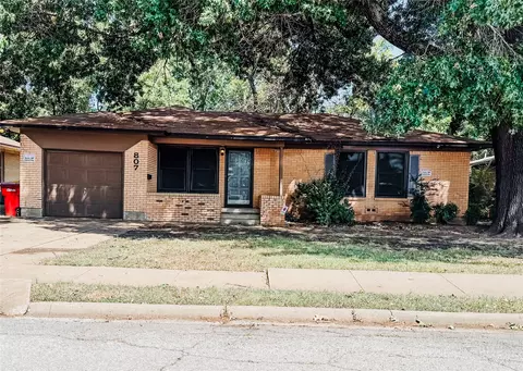 807 Blanton Dr, Sherman, TX 75092