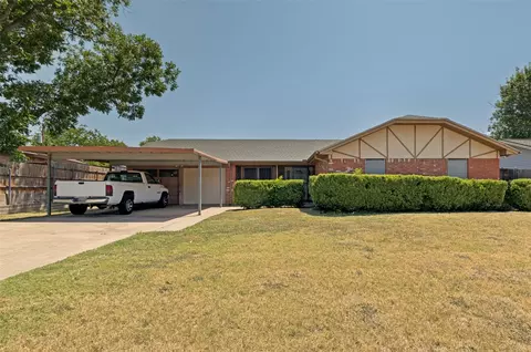 7805 Marlborough Dr W, Fort Worth, TX 76134