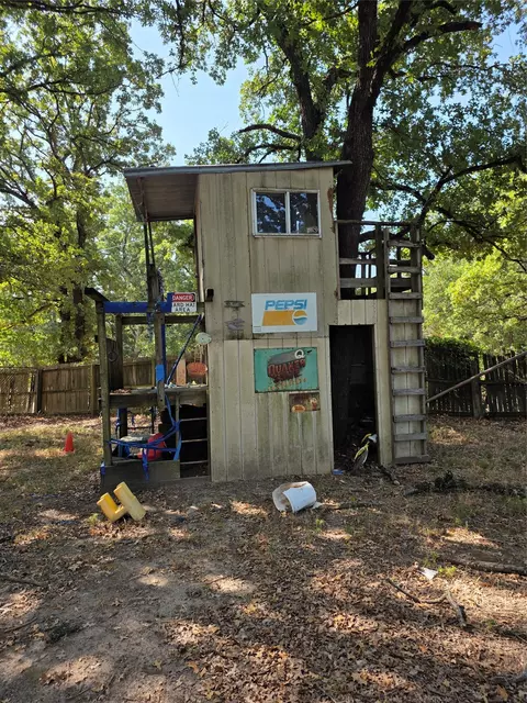 Exterior - 1687 Northshore Rd, Hawk Cove, TX 75474 photo 5 of 5