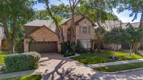 5817 Louisville Dr, Frisco, TX 75035