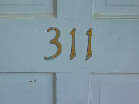 Exterior - 311 S Park Dr, Springhill, LA 71075 photo 4 of 6