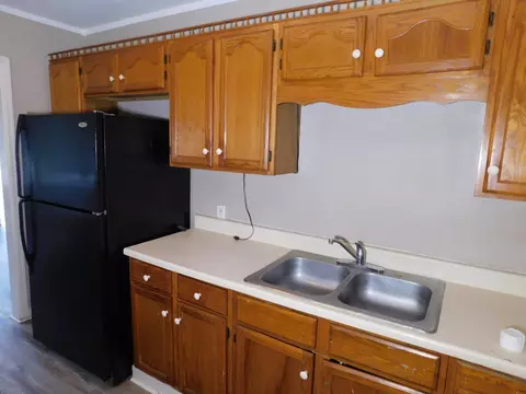 Kitchen - 311 S Park Dr, Springhill, LA 71075 photo 2 of 3
