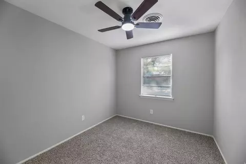 Bedroom - 414 Freestone Dr, Euless, TX 76039 photo 3 of 4