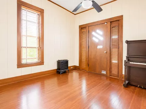 808 E Limestone Ave, Mart, TX 76664 photo 5