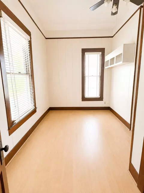 808 E Limestone Ave, Mart, TX 76664 photo 8
