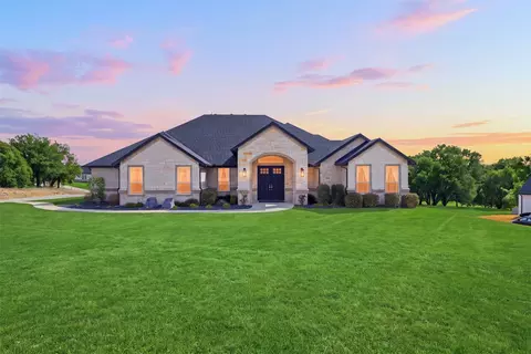 3036 Deer Ct, Weatherford, TX 76085