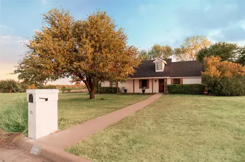 101 Scenic Dr, Dublin, TX 76446