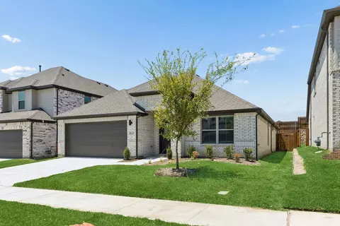 3909 Somerville Dr, Farmersville, TX 75442