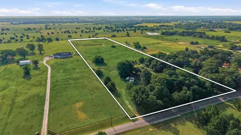 1614 W Line Rd, Whitesboro, TX 76273