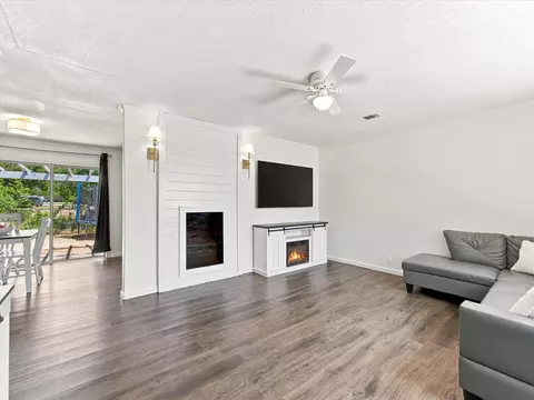 Other - 321 E Pine St, Jacksboro, TX 76458 photo 1 of 6
