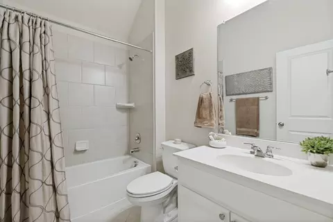Bath - 4309 Switchgrass St, Celina, TX 75009 photo 4 of 4