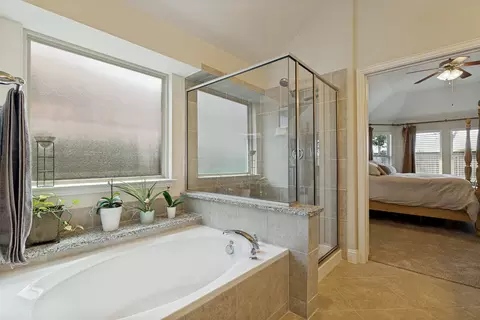 Bath - 4309 Switchgrass St, Celina, TX 75009 photo 2 of 4