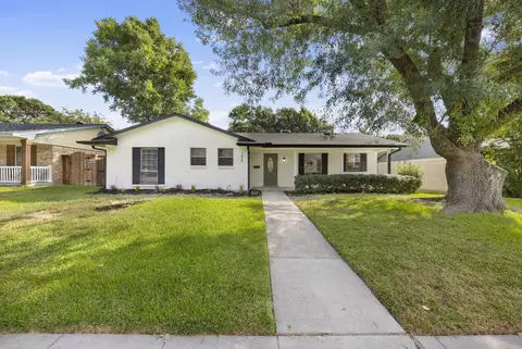 1414 Park East Dr, Garland, TX 75043