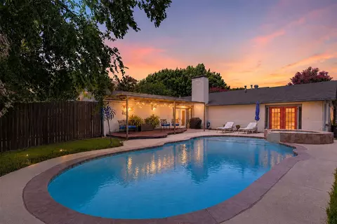 12326 Cedar Bend Dr, Dallas, TX 75244
